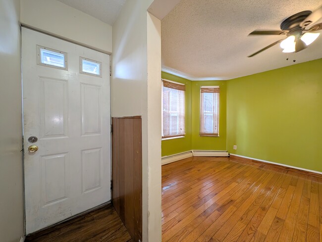 Building Photo - 9 Lowell Ter