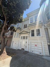 Building Photo - 2649 Sacramento St