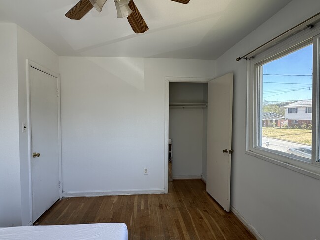 Photo - 7514 Creighton Dr House