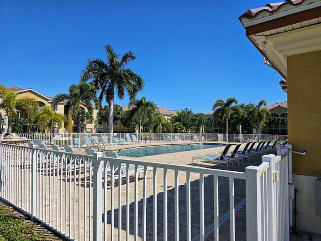 Building Photo - 4113 Residence Drive