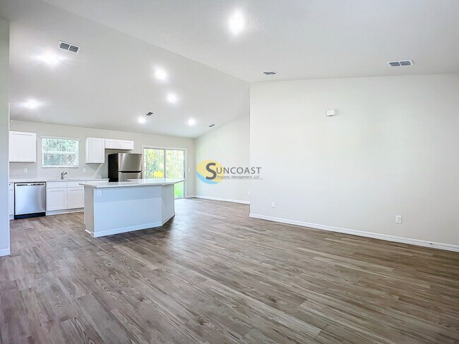 Foto del edificio - 25 Folcroft Ln
