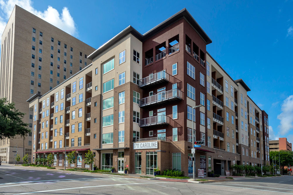 1711 Caroline Apartments - Houston, TX | Apartments.com