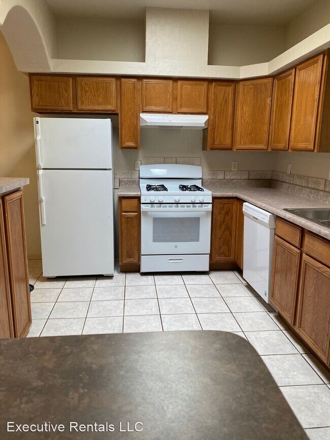Foto del edificio - 3 br, 2 bath House - 711 Hellenic Rd