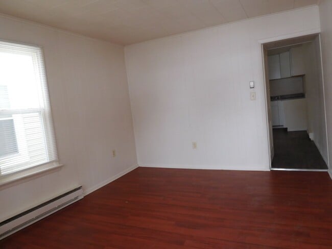 Building Photo - 451-453 West Fifth Street