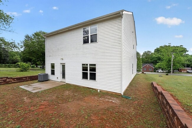 Building Photo - 5917 Neck Rd