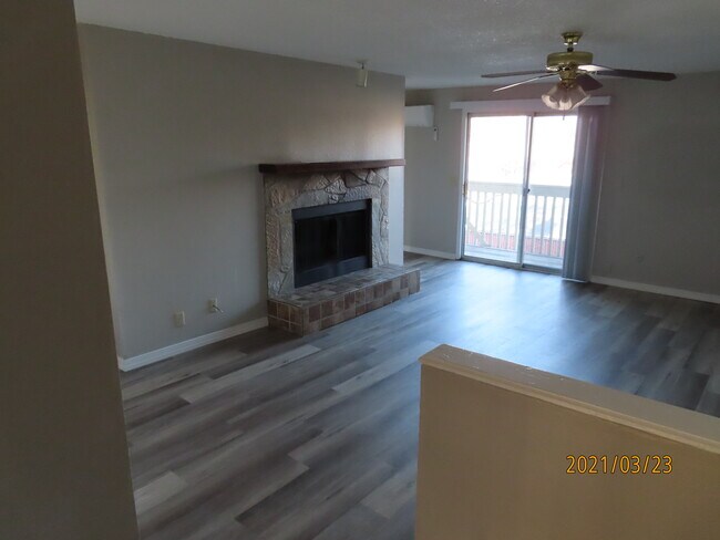 Foto del edificio - 9200 W Glen Ellyn Ln
