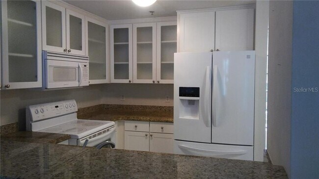 Building Photo - 513 Bahia Beach Blvd