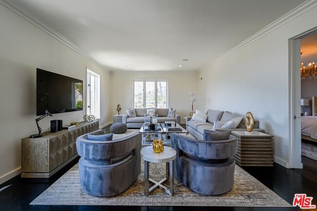 Building Photo - 1424 N Crescent Heights Blvd