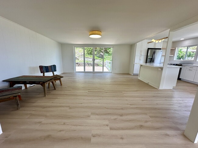 Photo - Renovated 3BR/2BA Home with Ocean Views – Aina Haina