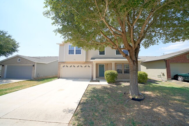 Foto del edificio - Great Two-Story Home in Cibolo Now Availab...