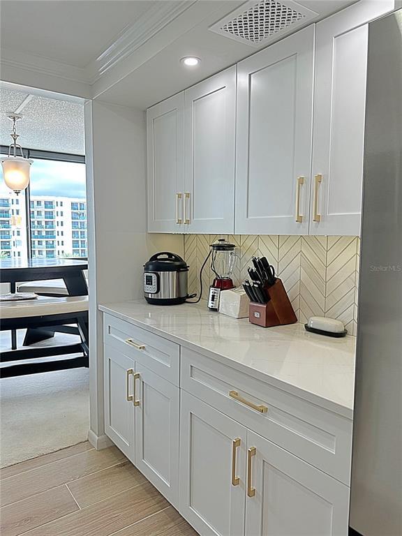 Foto del edificio - 660 Island Way