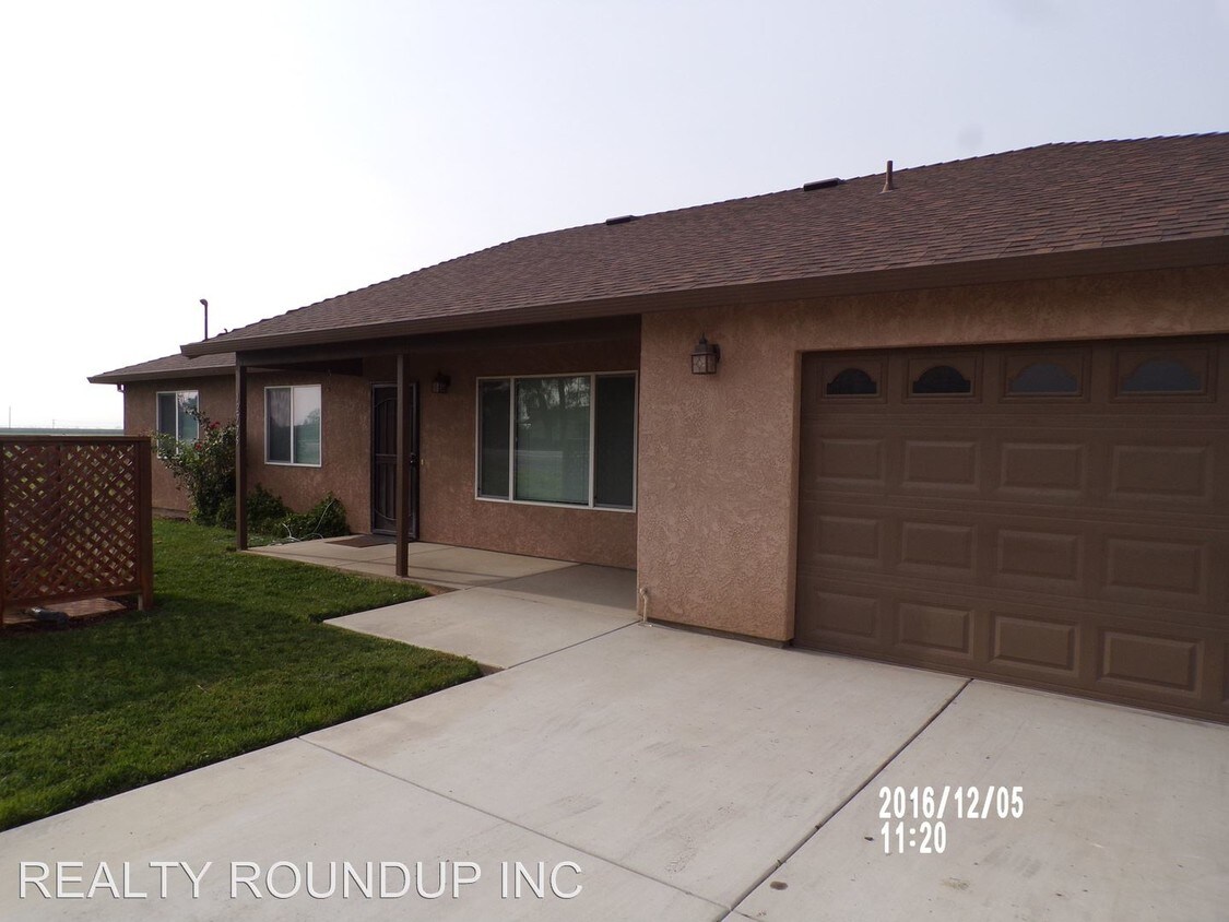 Foto principal - 12775 N Lower Sacramento Rd