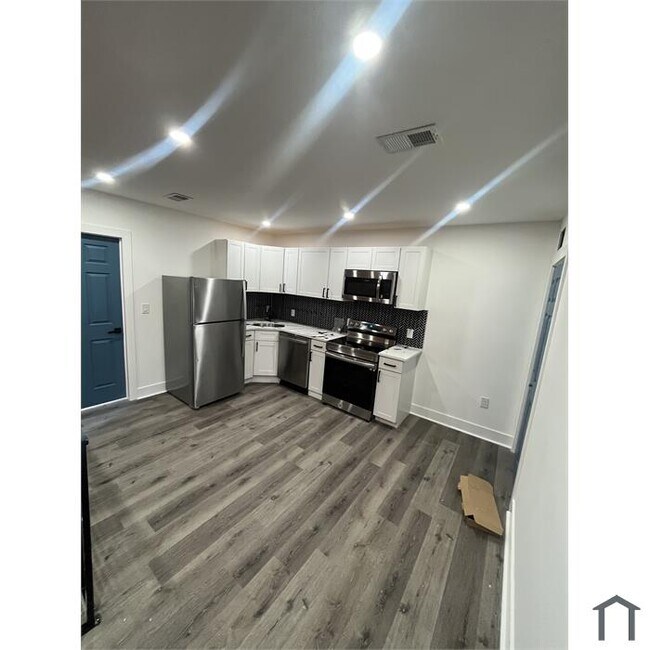 Foto del edificio - 931 Church Ln
