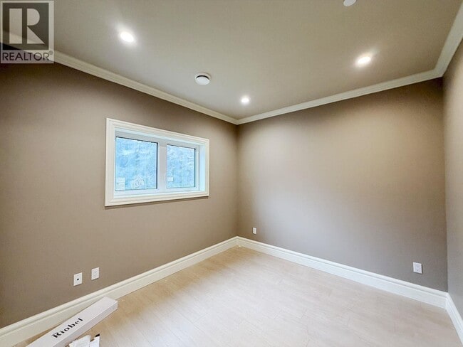 Photo du bâtiment - 38XX W 36th Ave