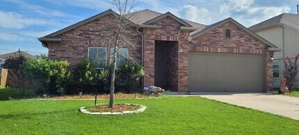 Building Photo - 314 Foxglove Dr