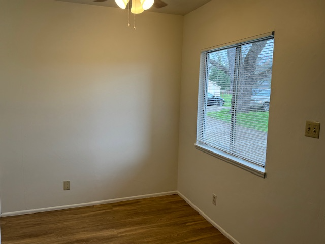 Foto del edificio - 16159 Walnut Ave