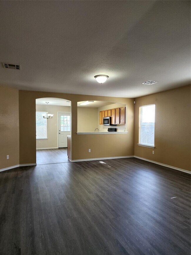 Building Photo - 18016 Honey Locust Ln