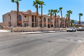 Building Photo - 2175 Snead Dr