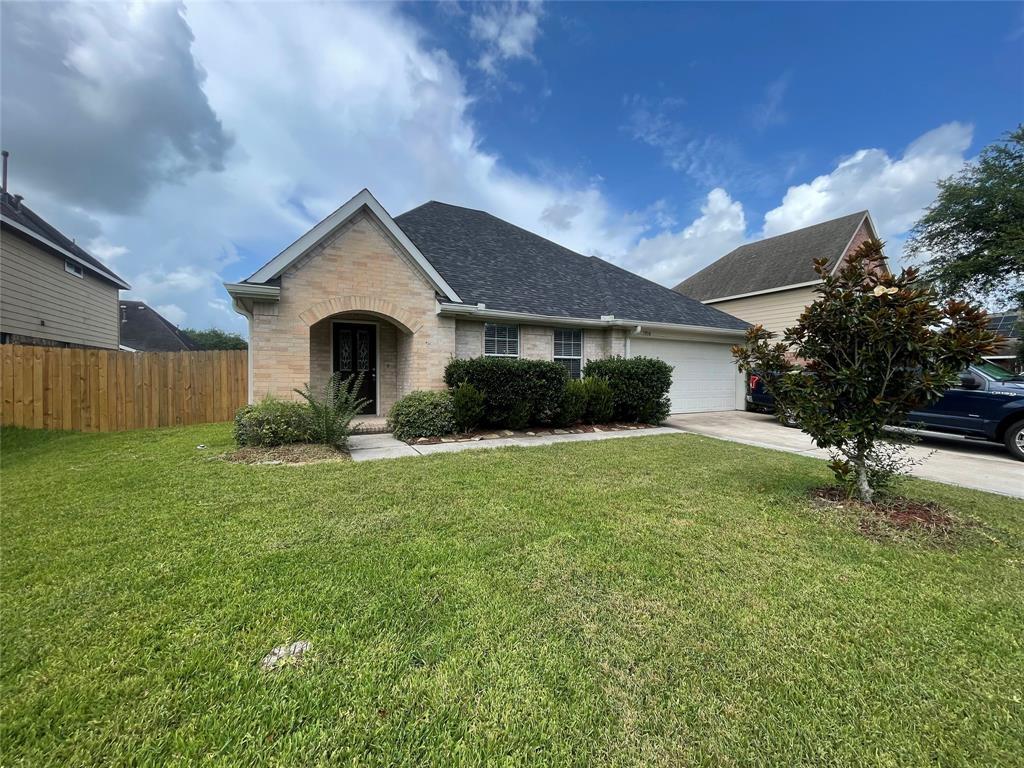 Foto principal - 1916 Grandoak Dr