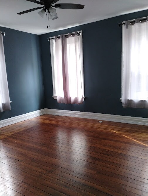 Building Photo - 501 Wallace Ave