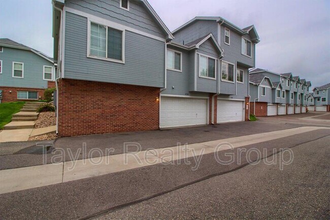 Building Photo - 4130 E 119th Pl