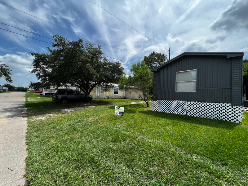 Primary Photo - 18517 Prickley Ash Way