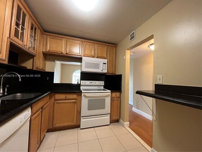Foto del edificio - 4324 NW 9th Ave