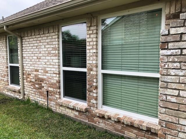 Foto del edificio - 16325 Lauder Ln