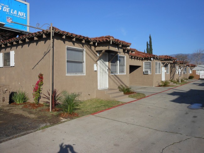 Building Photo - 25660 Base Line St