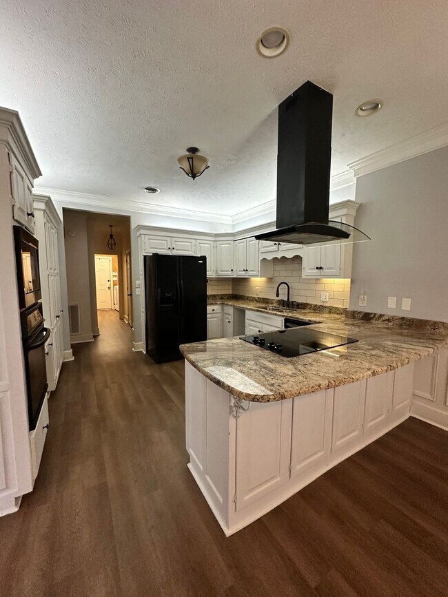 Foto del edificio - 117 Rolling Creek Dr