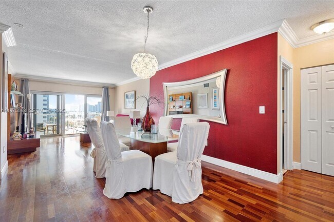 Foto del edificio - 1980 S Ocean Dr