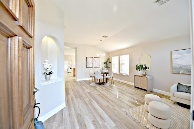 Foto del edificio - 11120 Old Quarry Rd