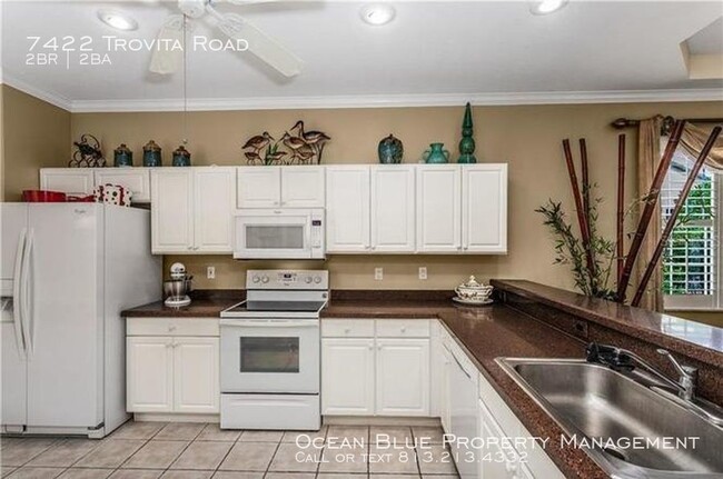 Building Photo - 7422 Trovita Rd