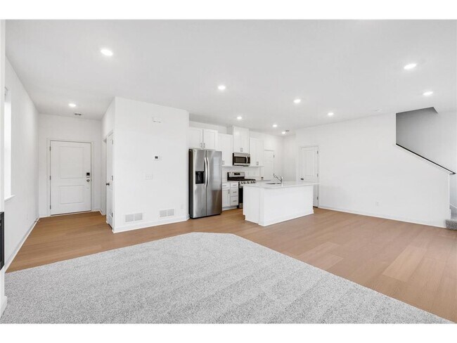 Building Photo - 11112 203rd St W