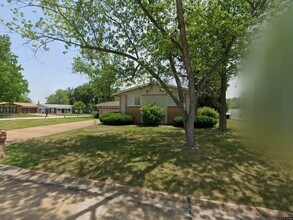 Building Photo - 5134 Red Cedar Ct