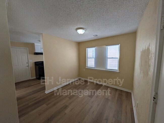 Foto del edificio - 28 W 27th St N