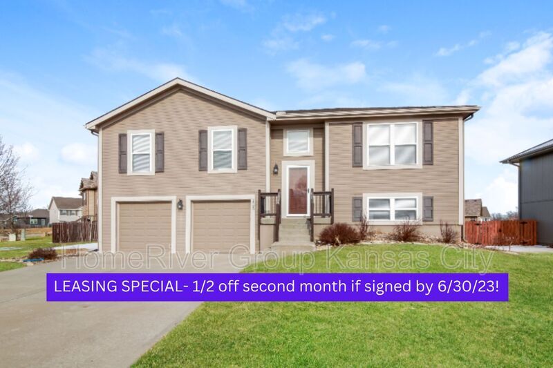 1505 Clear Creek Dr, Kearney, MO 64060 House Rental in Kearney, MO