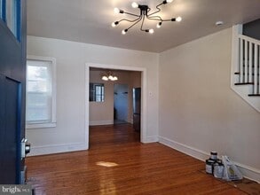 Building Photo - 846 Haws Ave