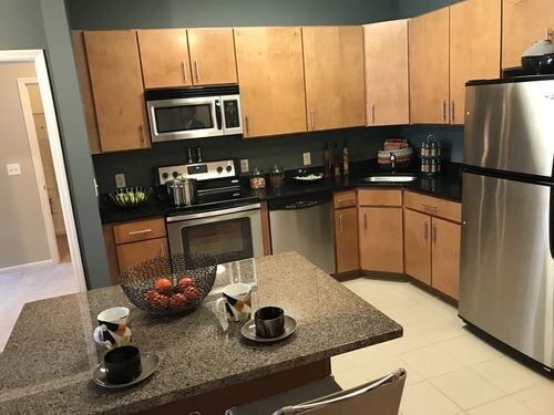 Foto principal - 55 Riverwalk Pl