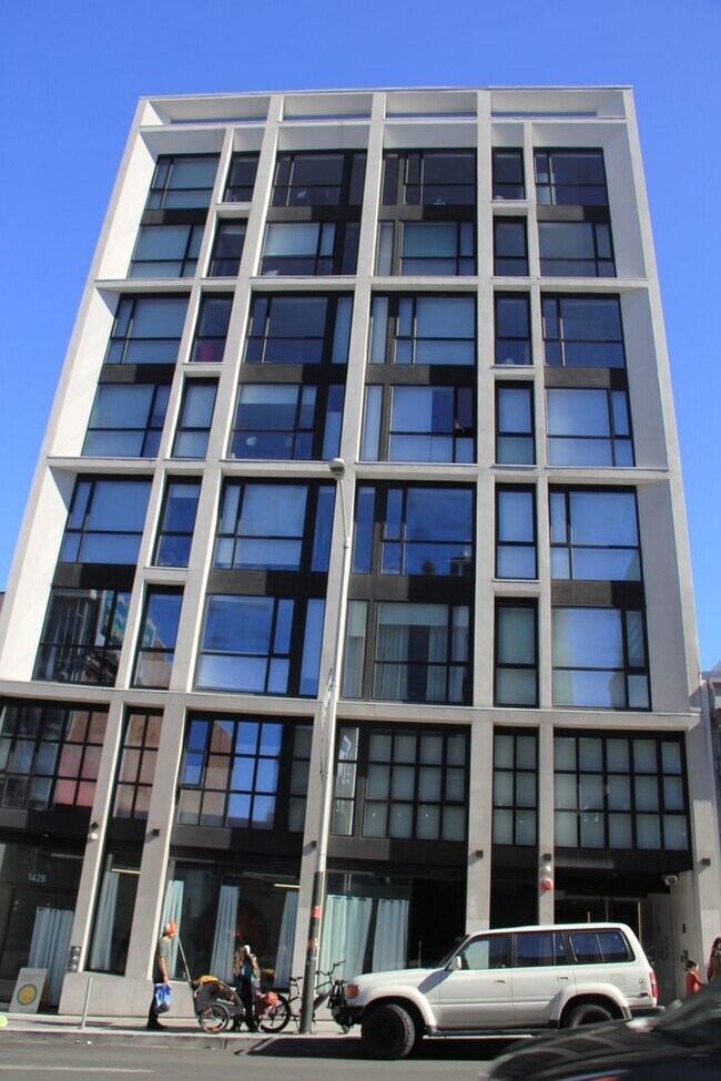 Building Photo - 1433 Bush Street