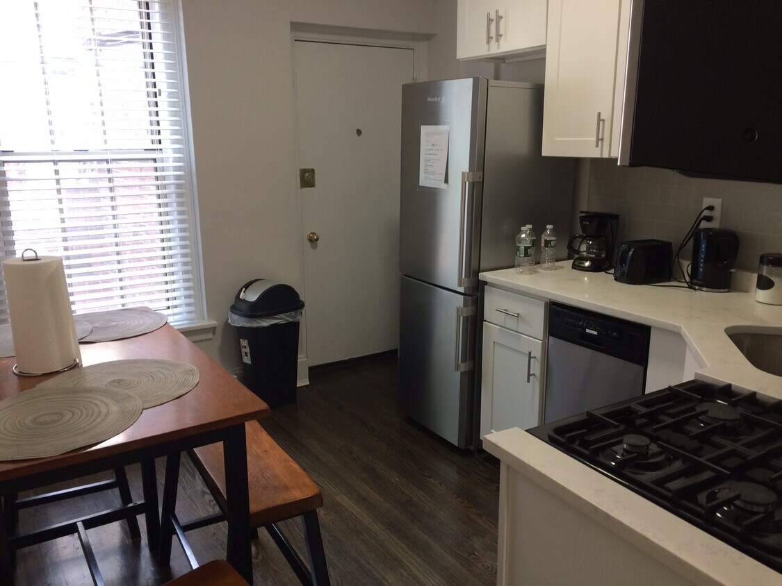 Foto principal - 16 Clearway St