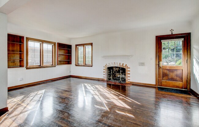 Foto del edificio - Beautiful Magnolia Home with a VIEW!