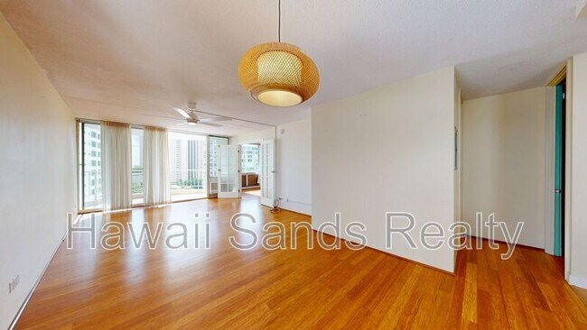 Foto del edificio - 1717 Ala Wai Blvd