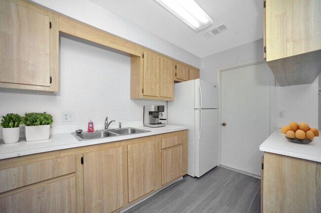 Foto del edificio - 1354 Westover St