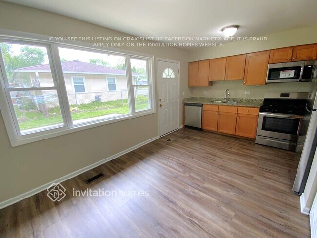 Foto del edificio - 1187 Leawood Dr