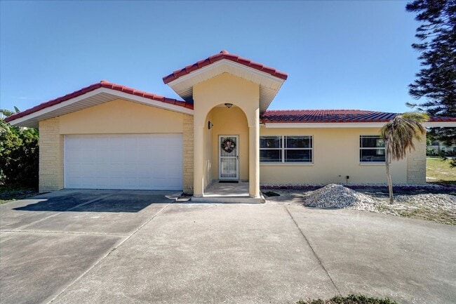 Building Photo - 3001 Gulf Blvd