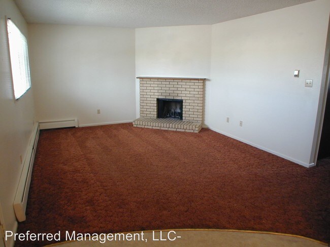 Building Photo - 503 Shoshoni St