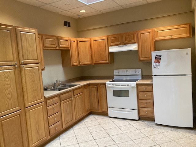 kitchen - 305 E Chestnut St