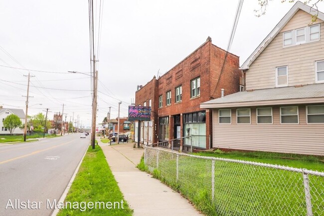 Building Photo - 2 br, 1 bath House - 4531 Pearl Road #2