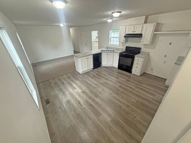 Foto del edificio - 2501 N Apperson Way